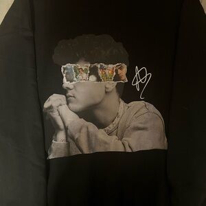 “Alexander Stewart” Black Graphic Sweater